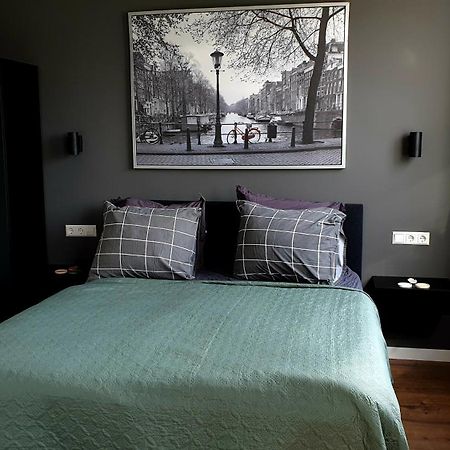 Amor Guesthouse Амстердам Екстериор снимка